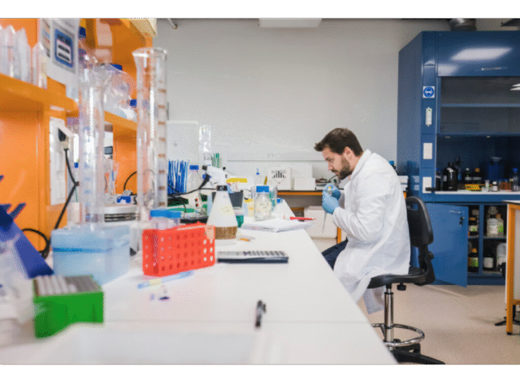 Międzynarodowy Instytut Mechanizmów i Maszyn Molekularnych